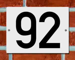Huisnummerbord Wit - Nummer 92 - 15 x 12 cm - incl. bevestiging