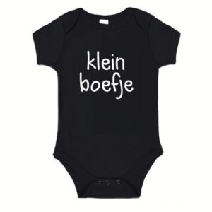 Rompertje (zwart) met witte Tekst - Klein boefje